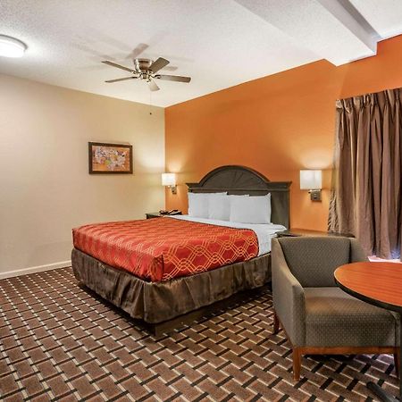 Econo Lodge Inn & Suites Granite City Exterior foto