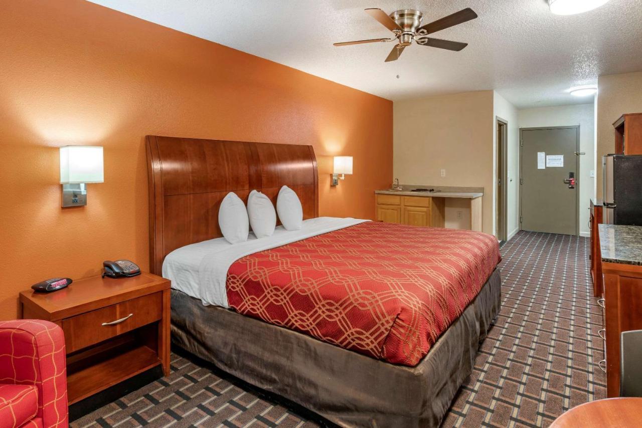 Econo Lodge Inn & Suites Granite City Exterior foto